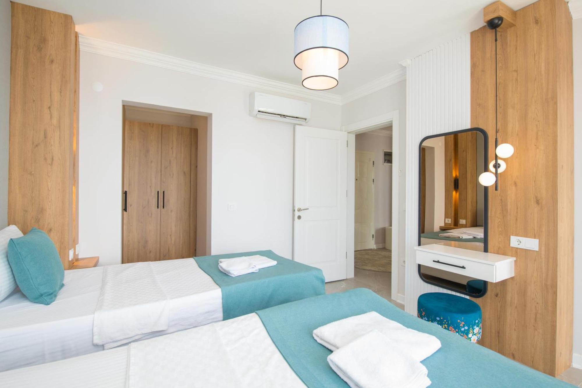 Beachfront White Villa With Private Swimming Pool Kalkan Bagian luar foto