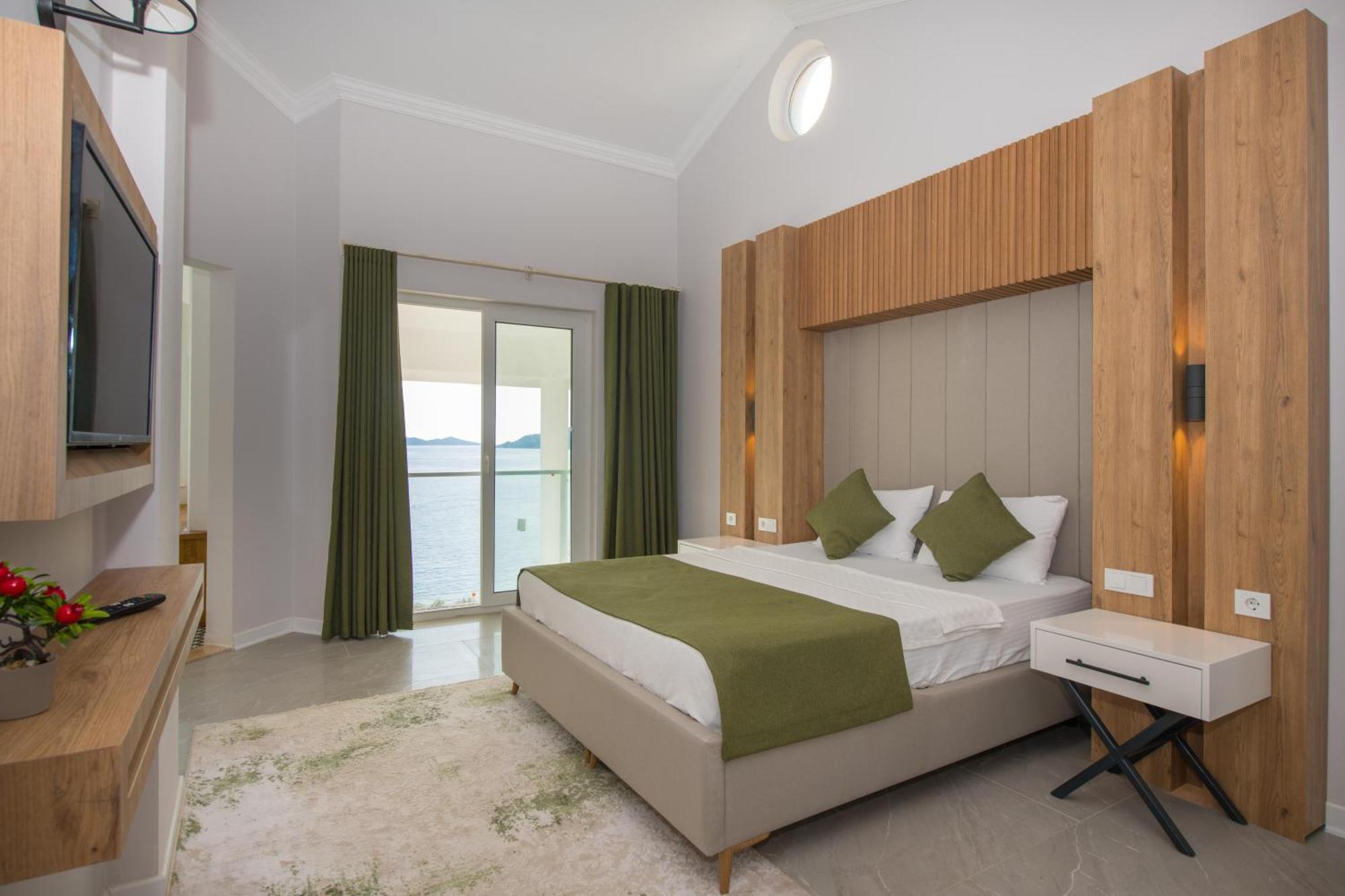 Beachfront White Villa With Private Swimming Pool Kalkan Bagian luar foto