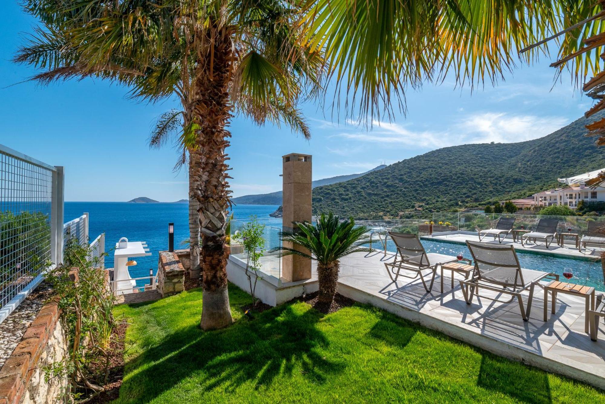 Beachfront White Villa With Private Swimming Pool Kalkan Bagian luar foto