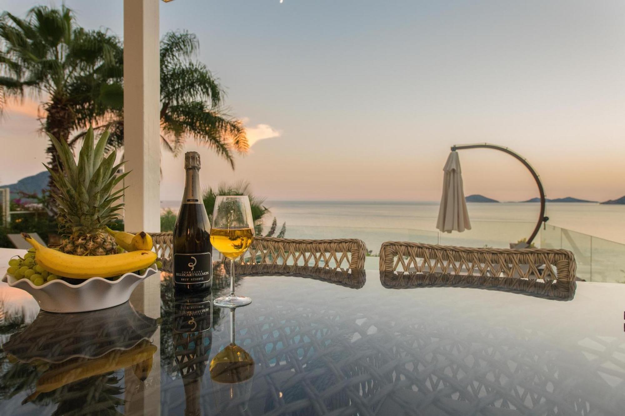 Beachfront White Villa With Private Swimming Pool Kalkan Bagian luar foto